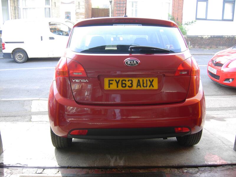 KIA VENGA