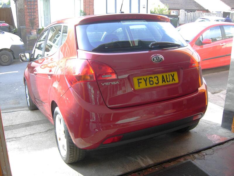 KIA VENGA