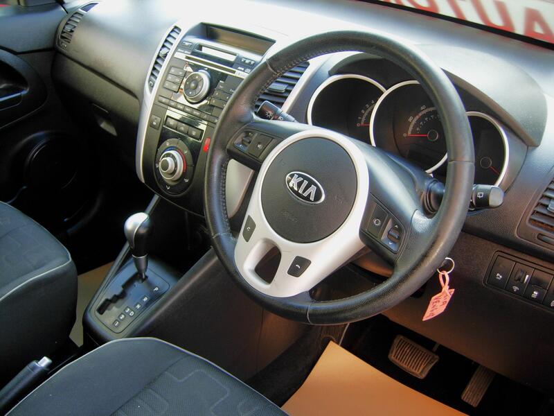 KIA VENGA
