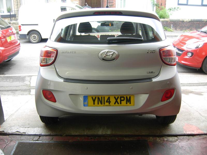 HYUNDAI I10